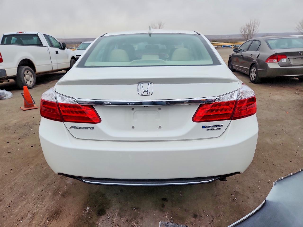 2015 Honda Accord Touring Hybrid - Фото 6