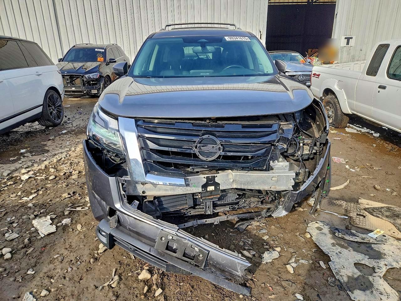 2022 Nissan Pathfinder Sl - Фото 5