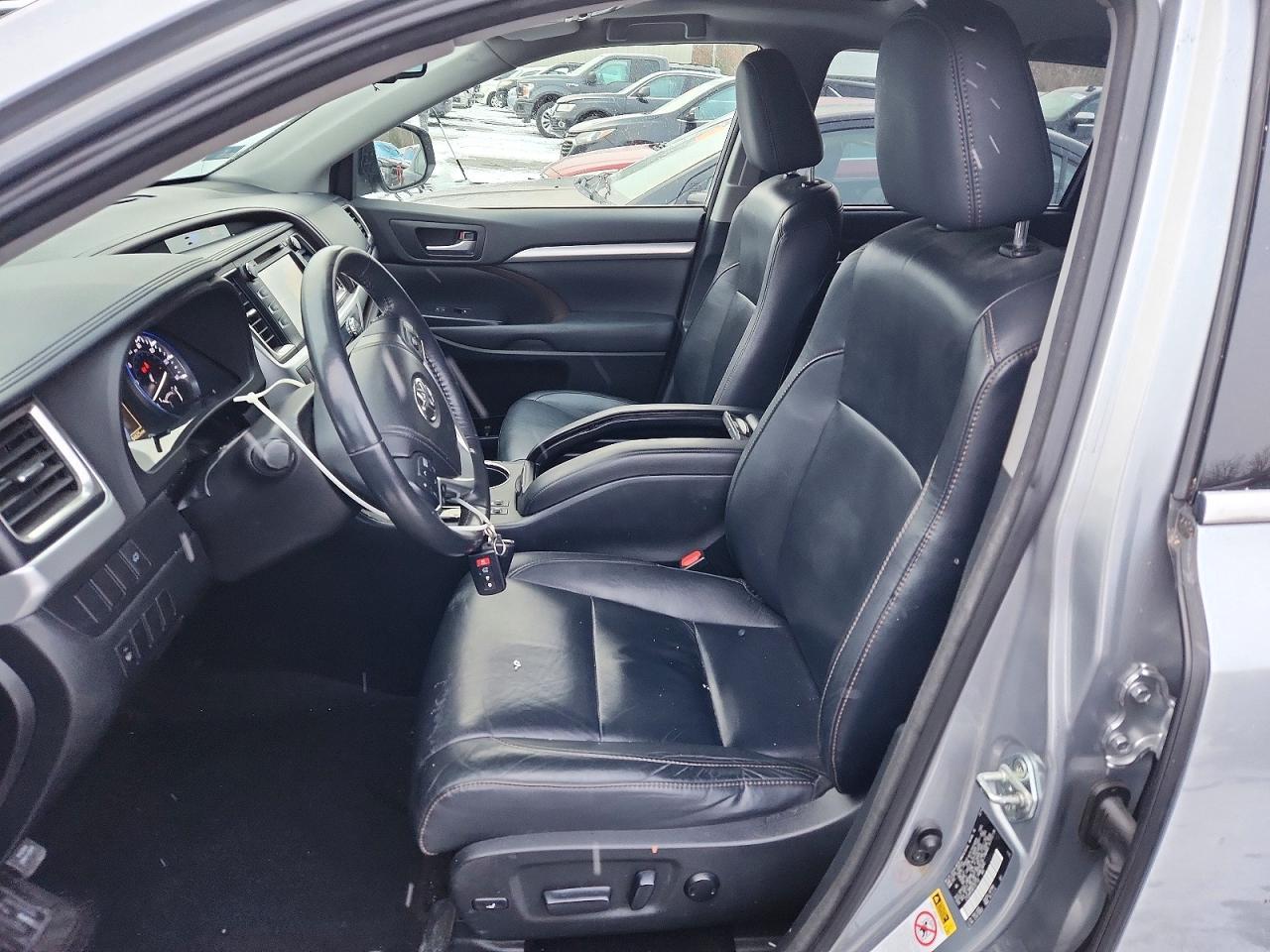 2014 Toyota Highlander Xle - Image 7