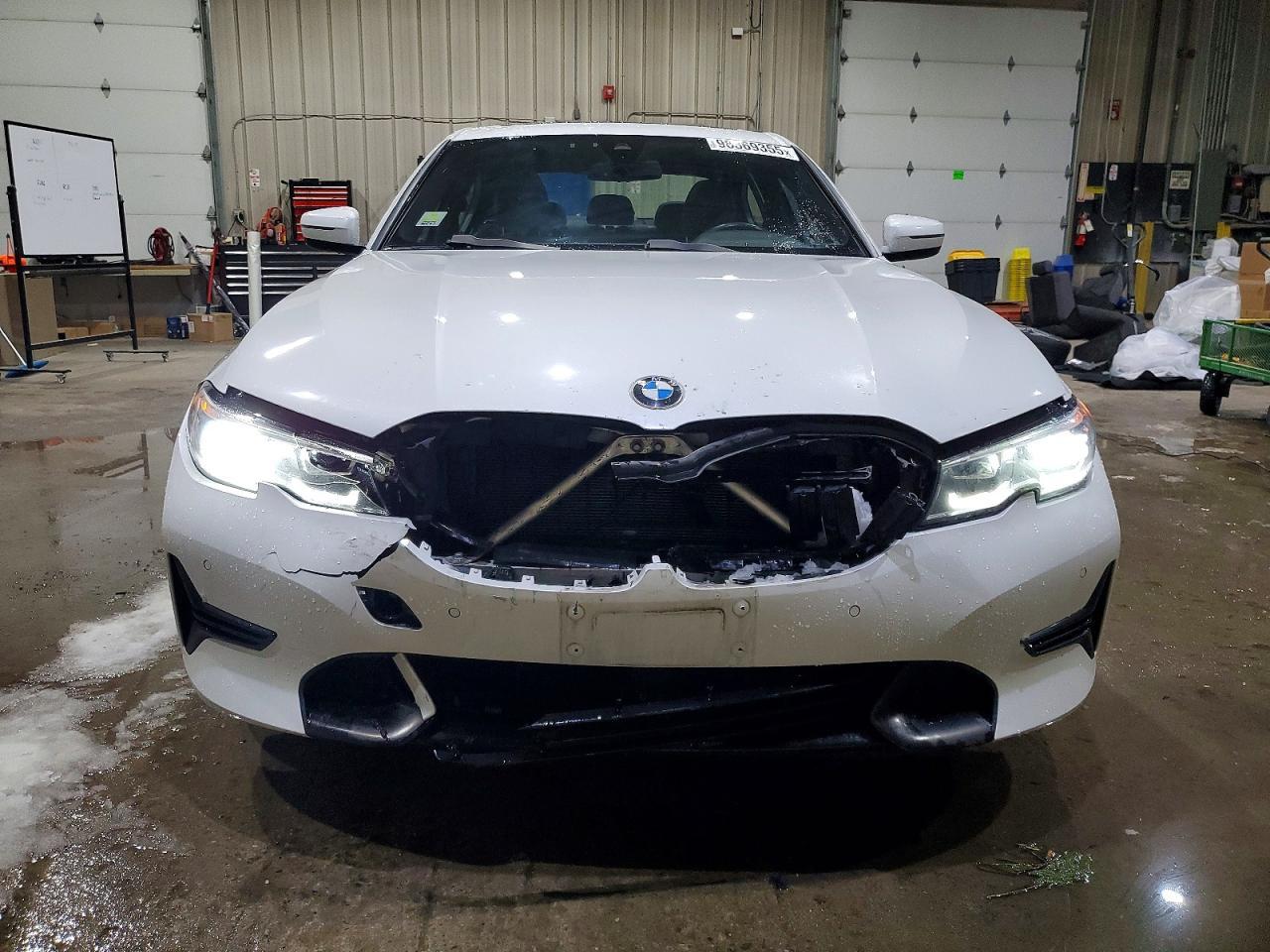 2019 BMW Motorrad 330Xi - Image 5