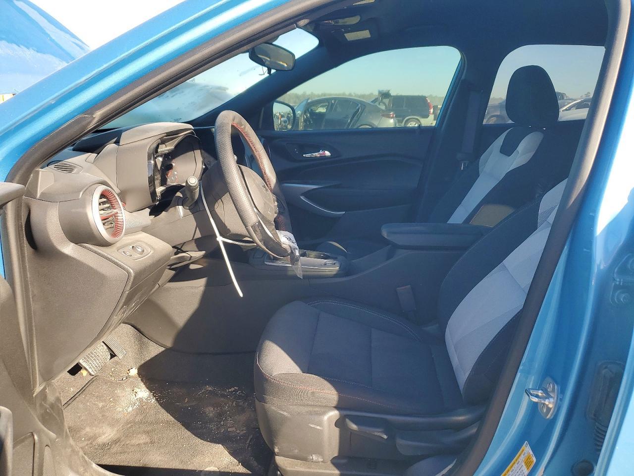 2025 Chevrolet Trax 1Rs - Image 7