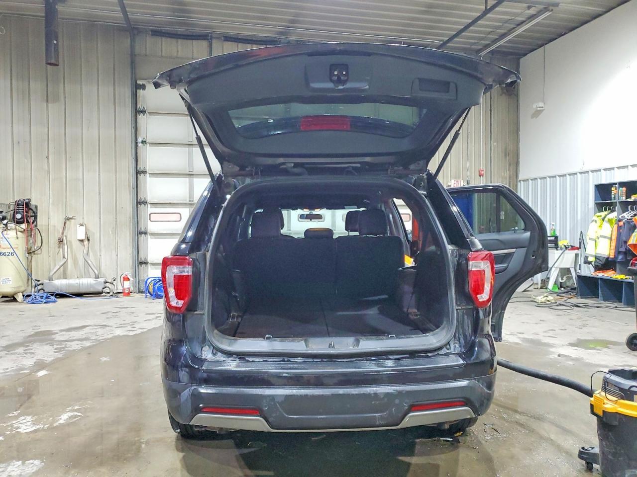 2019 Ford Explorer Xlt - Фото 6