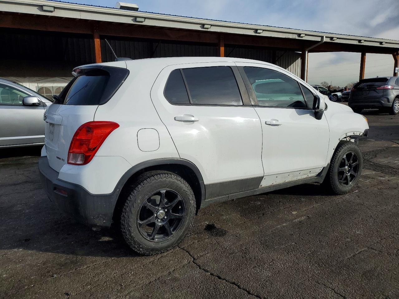 2016 Chevrolet Trax Ls - Фото 3