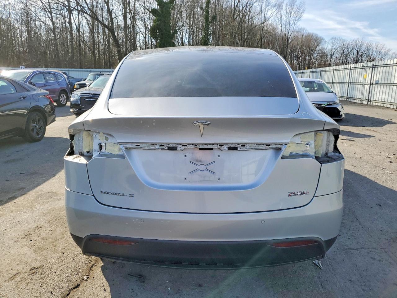 2016 Tesla Model X - Фото 6