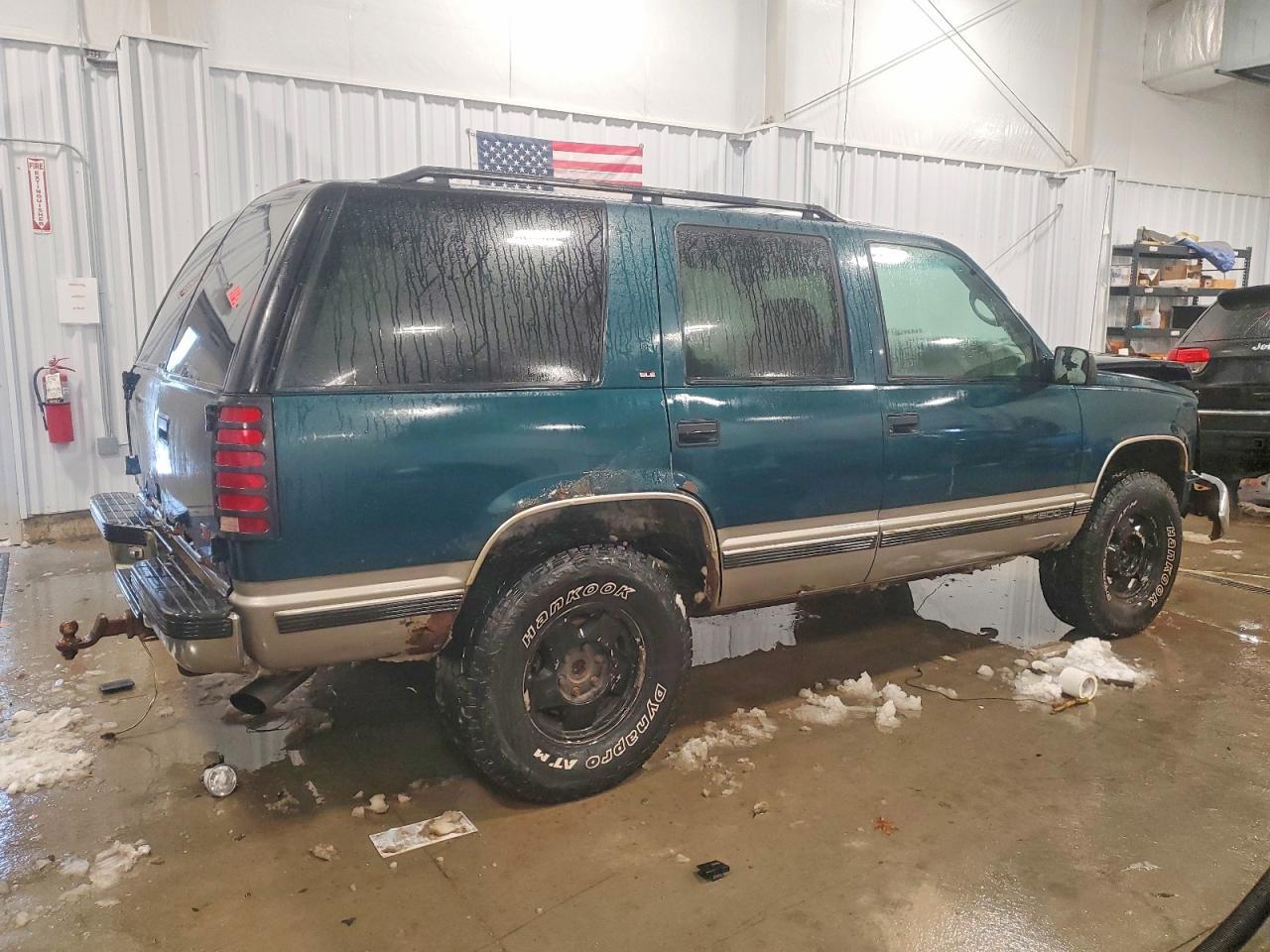 1999 GMC Yukon - Фото 3