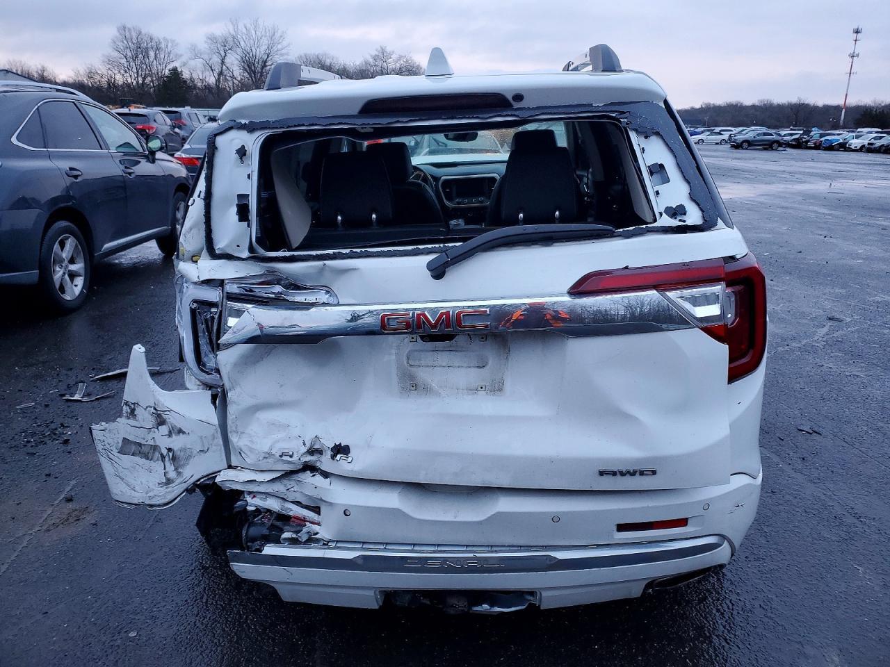 2023 GMC Acadia Denali - Фото 6