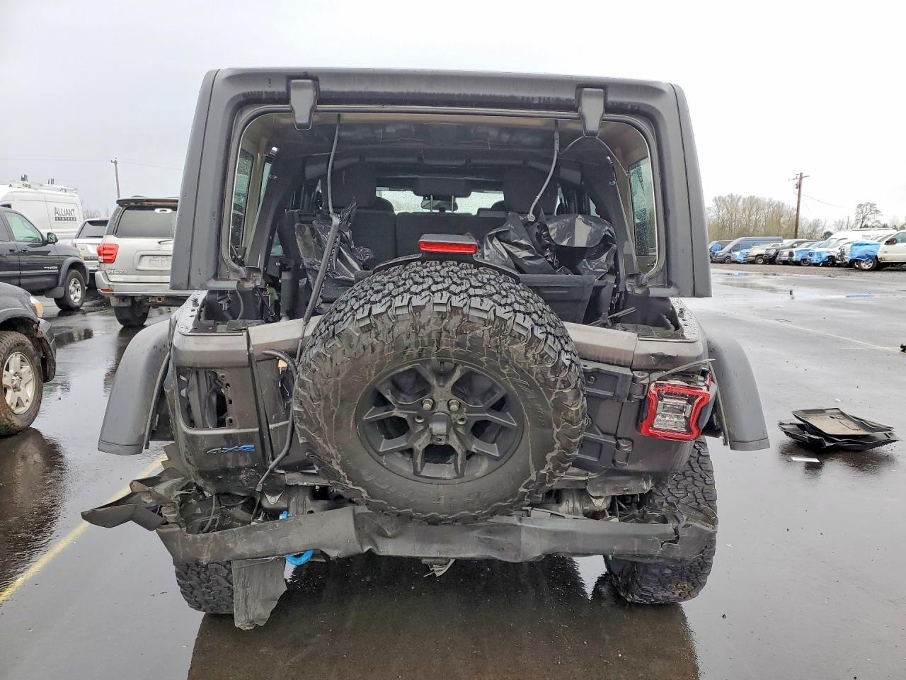 2024 Jeep Wrangler 4Xe - Image 6