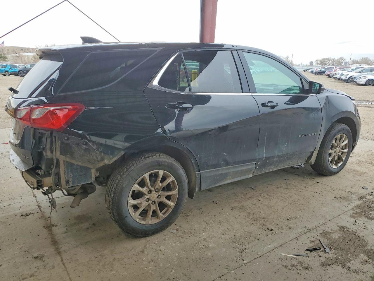 2018 Chevrolet Equinox Lt - Image 3