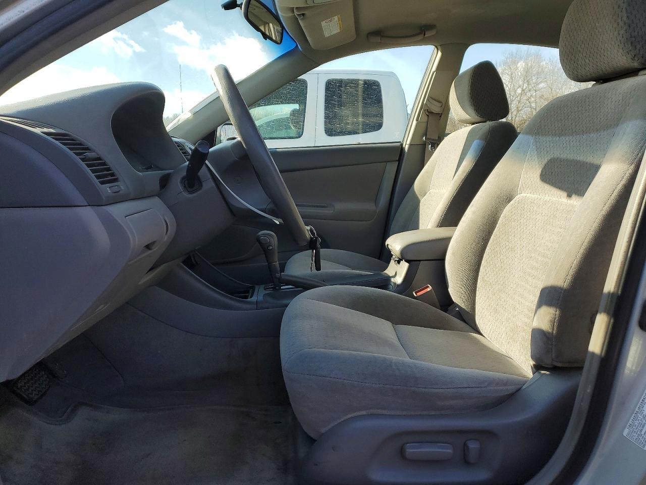 2003 Toyota Camry Le - Image 7