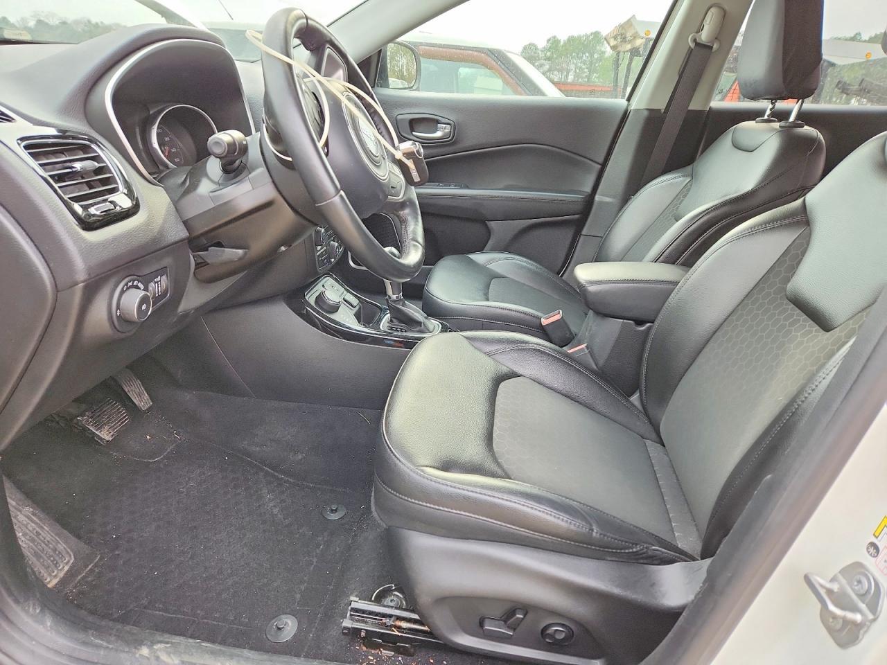 2018 Jeep Compass Latitude - Фото 7