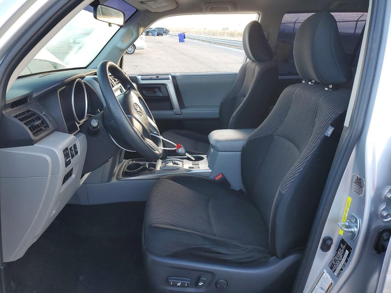 2010 Toyota 4Runner Sr5 - Фото 7