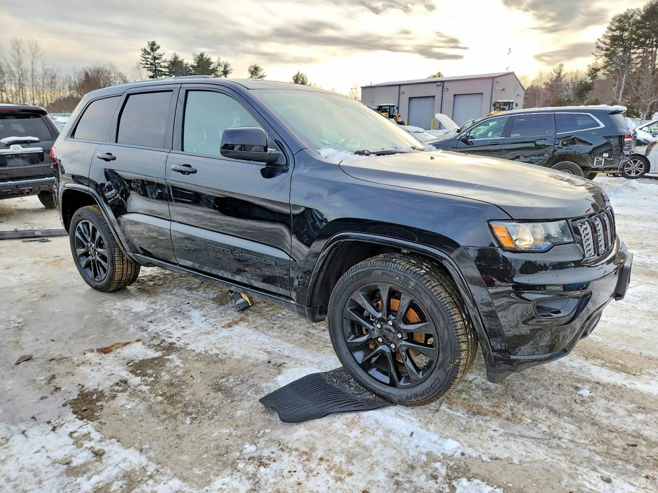 2019 Jeep Grand Cherokee Laredo - Фото 4