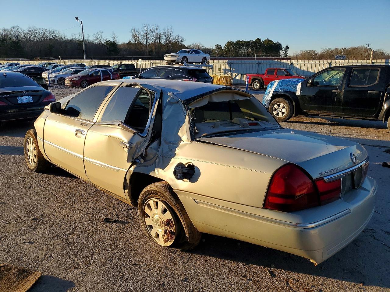 2005 Mercury Grand Marquis Ls - Фото 2