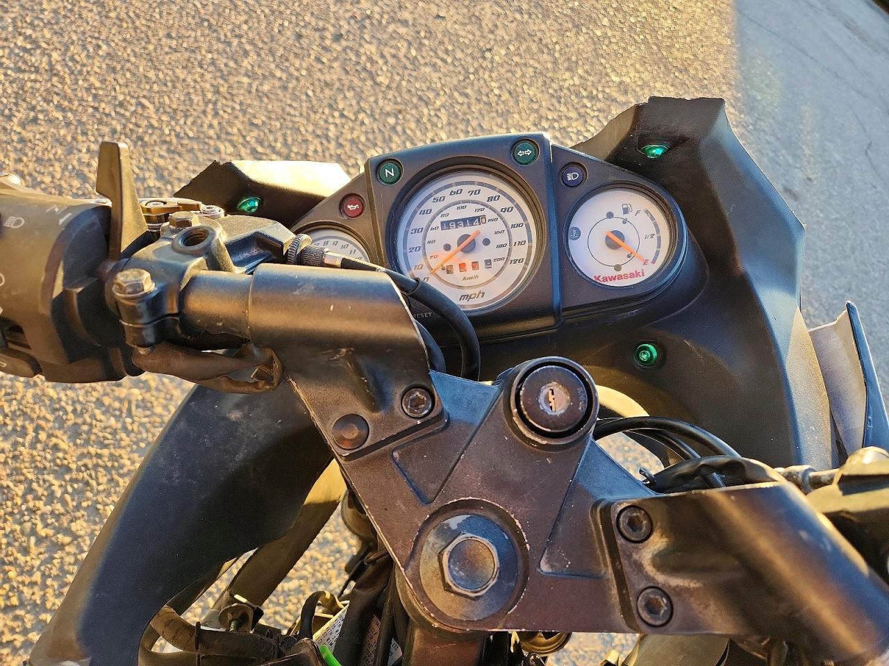 2011 Kawasaki Ex250 J - Image 7