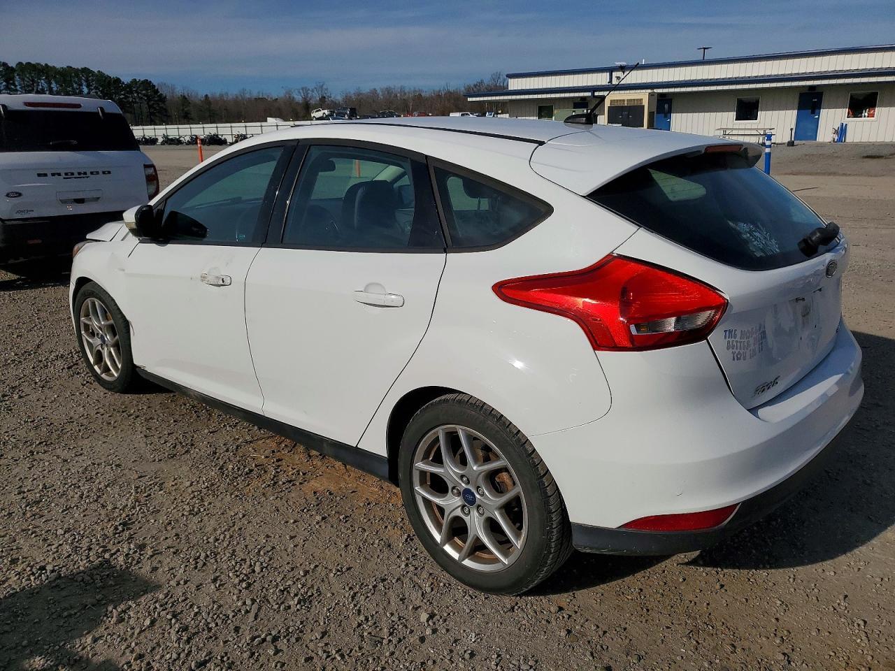 2015 Ford Focus Se - Фото 2