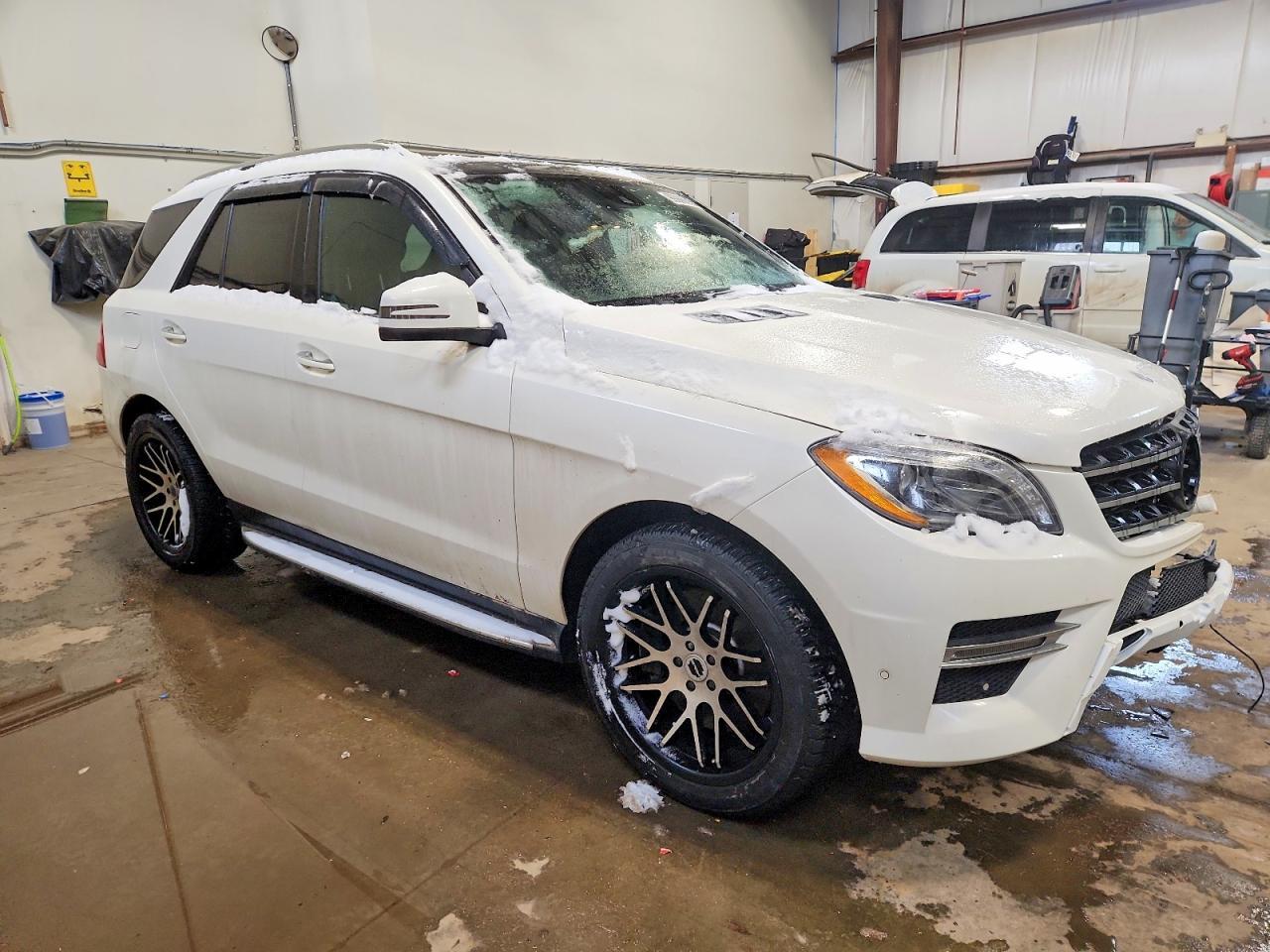 2015 Mercedes-Benz Ml 400 4Matic - Image 4