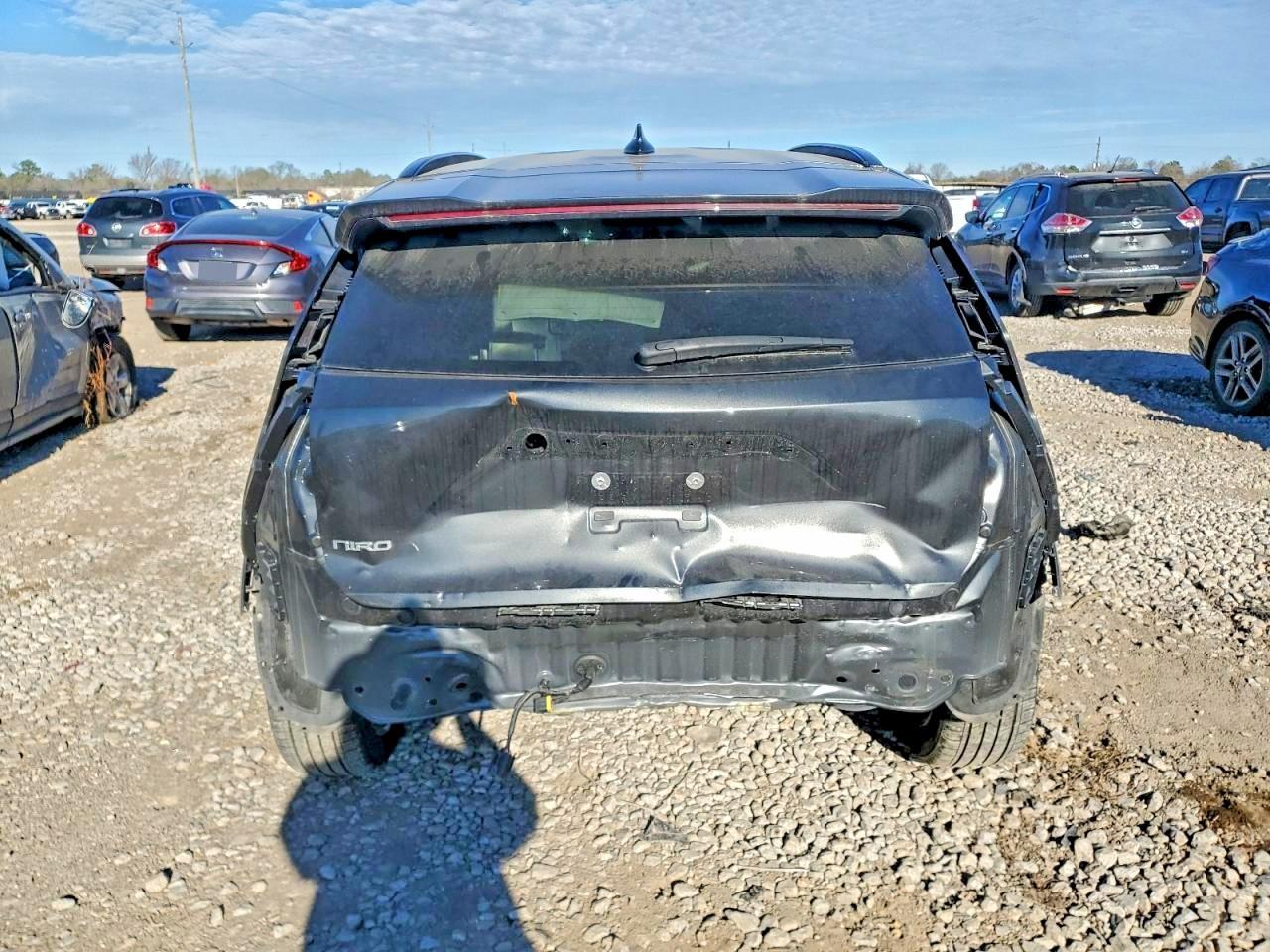 2024 Kia Niro Wave - Image 6