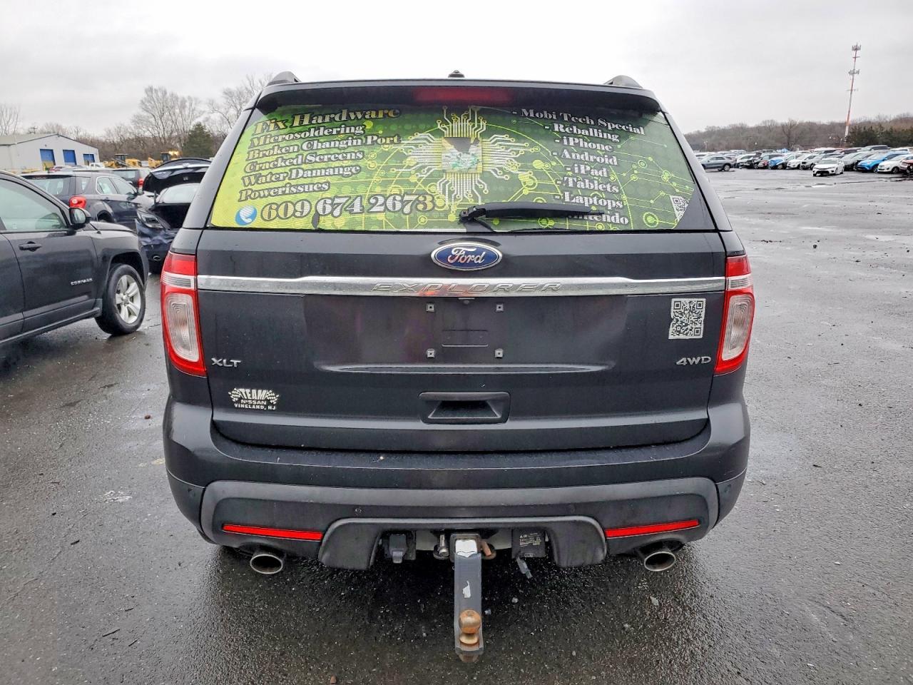 2011 Ford Explorer Xlt - Image 6
