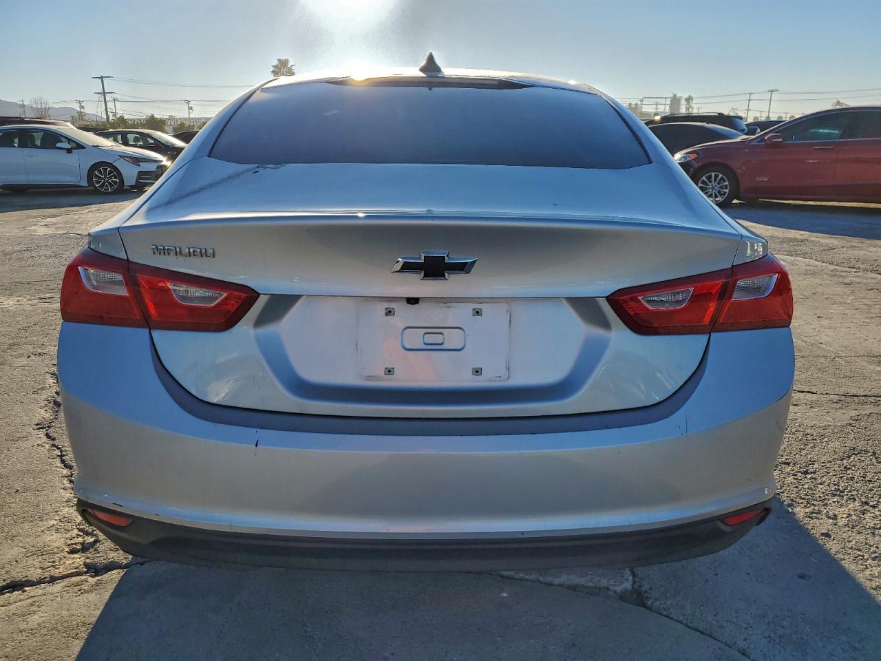 2020 Chevrolet Malibu Ls - Фото 6