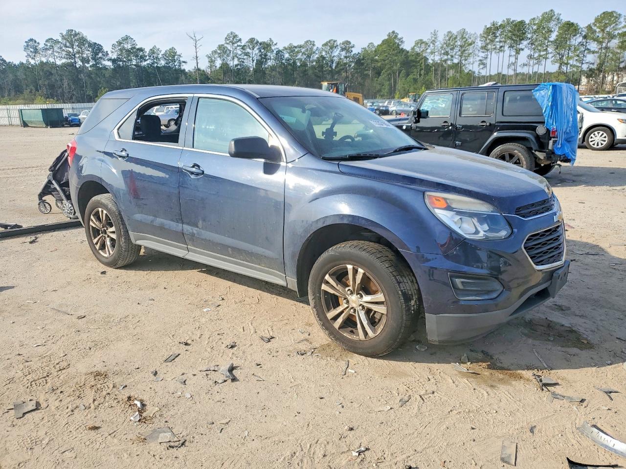 2016 Chevrolet Equinox Ls - Фото 4