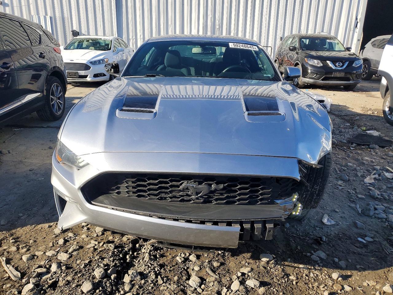 2020 Ford Mustang - Фото 5