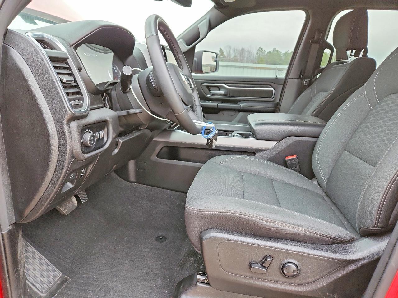 2025 Ram 1500 Big Horn/Lone Star - Фото 7