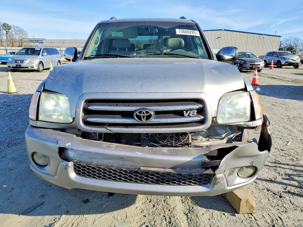 2004 Toyota Sequoia Limited - Image 5