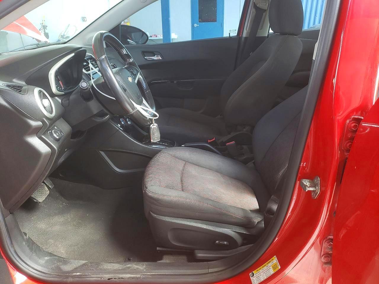 2017 Chevrolet Sonic Lt - Фото 7