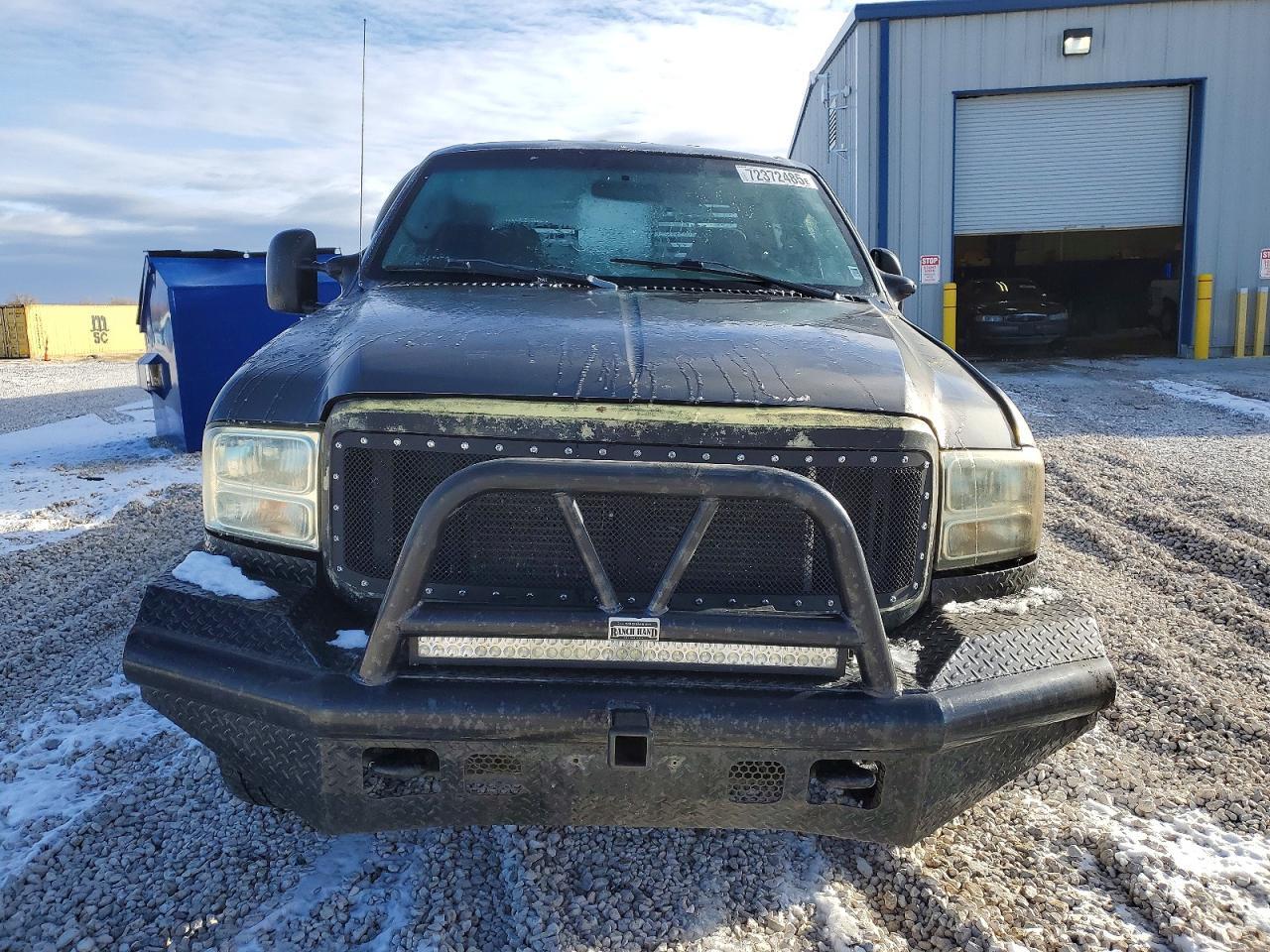 2006 Ford F250 Super Duty Flatbed Truck - Image 5
