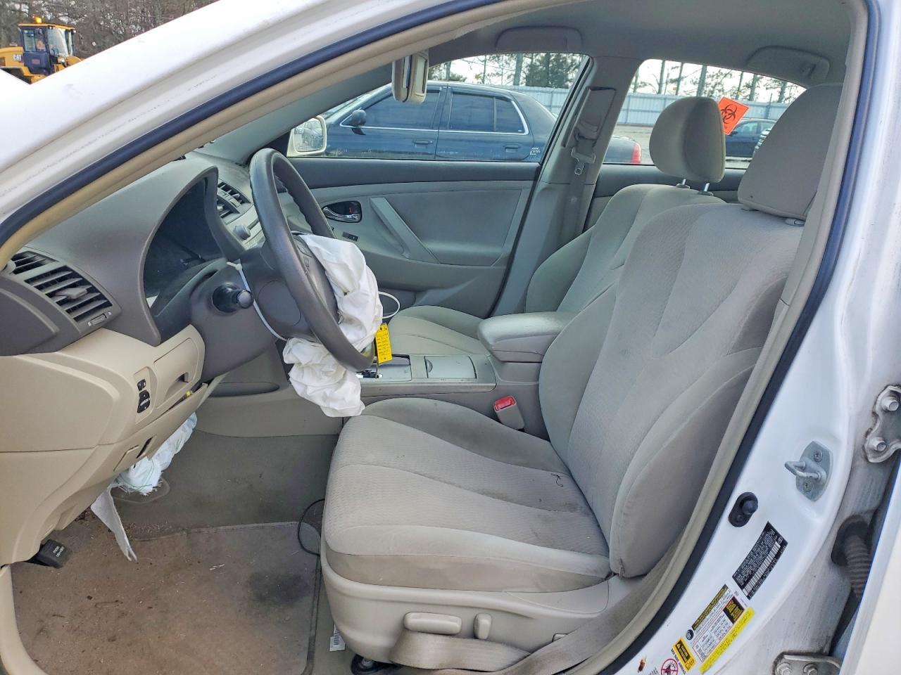 2011 Toyota Camry Base - Фото 7
