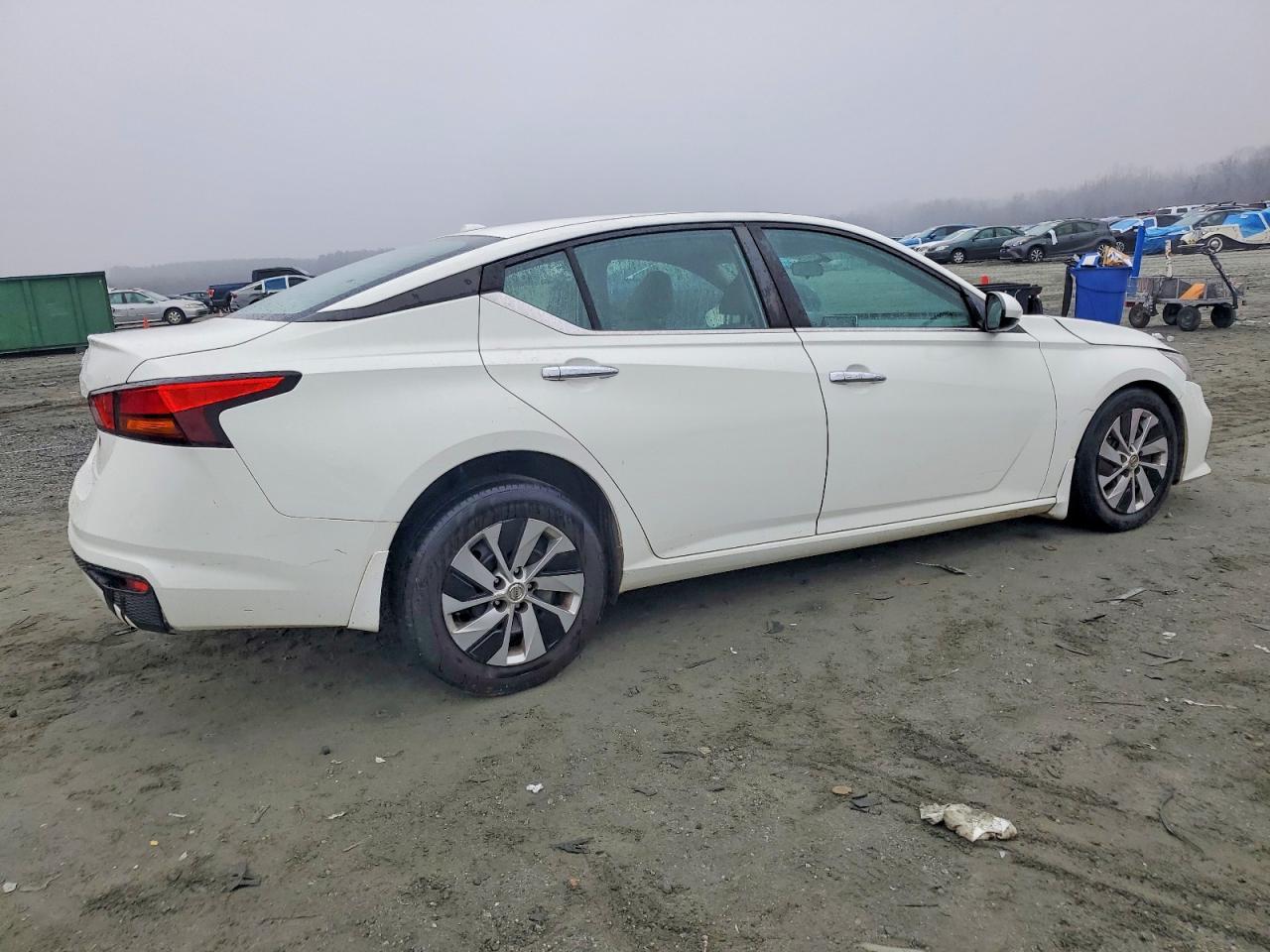 2020 Nissan Altima S - Image 3