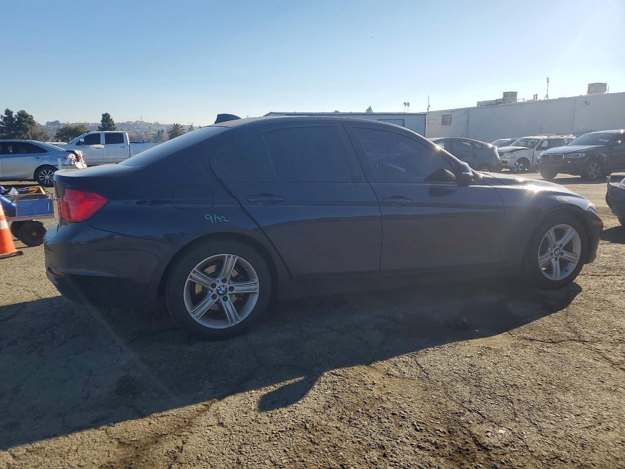 2013 BMW 328 I Sulev - Фото 3