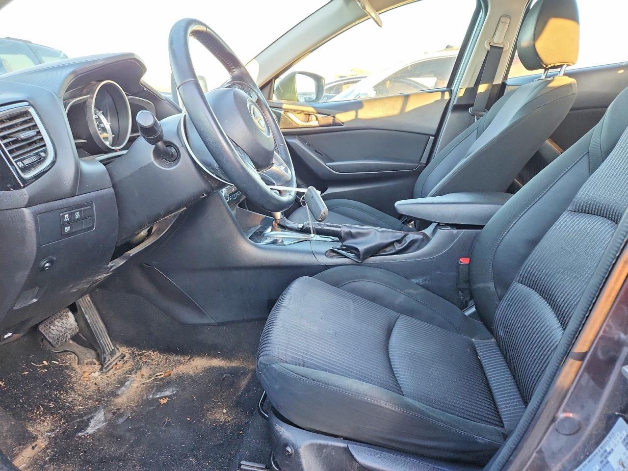 2015 Mazda 3 Touring - Image 7