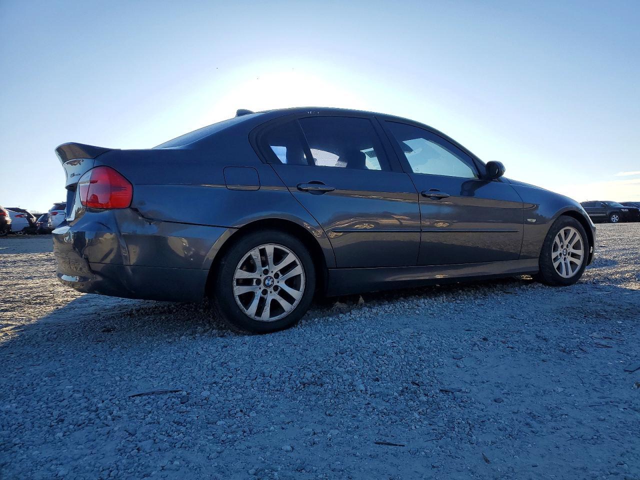 2007 BMW 328 I - Image 3