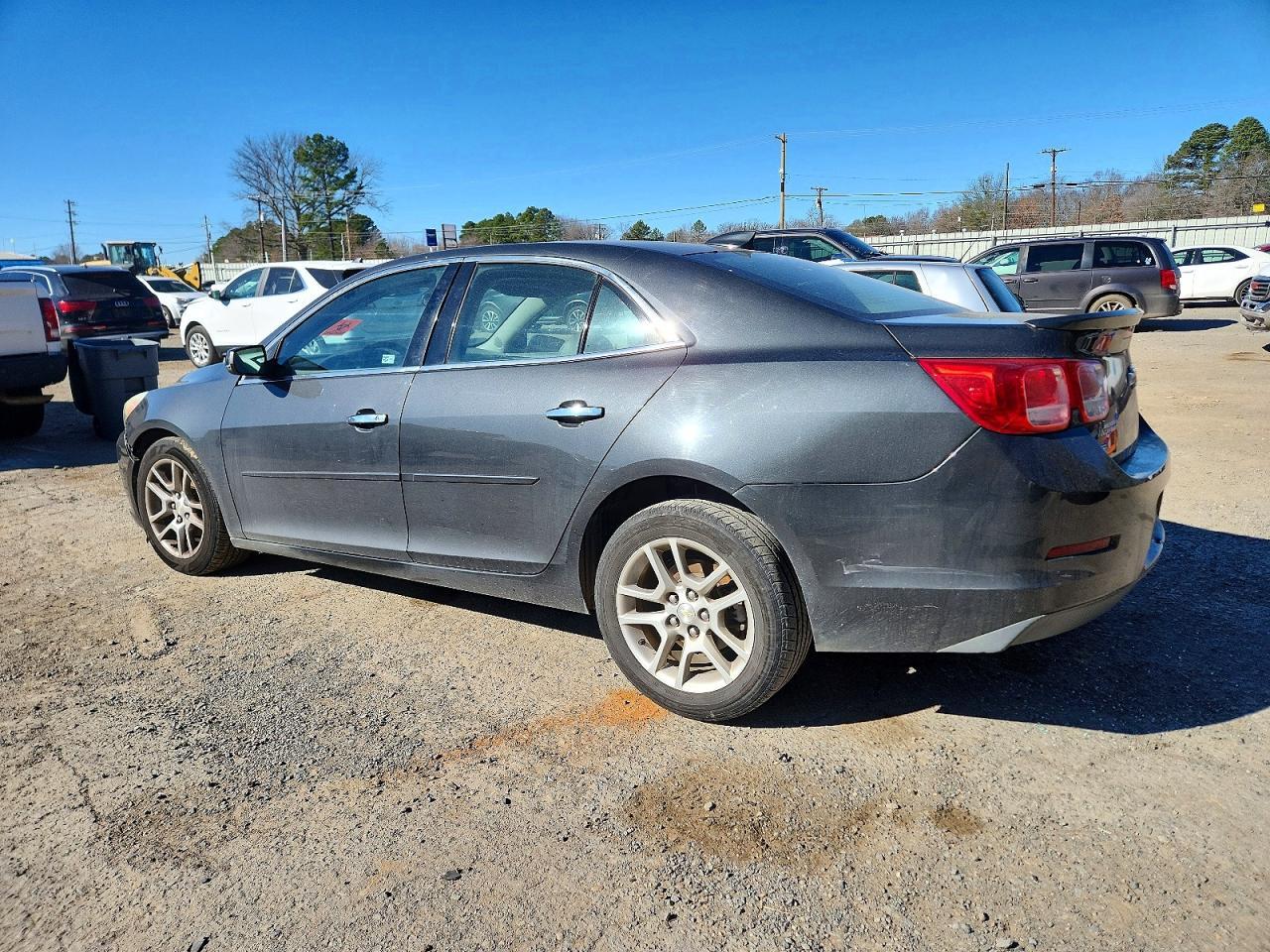 2015 Chevrolet Malibu 1Lt - Image 2