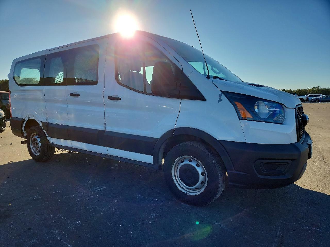 2021 Ford Transit T-150 Delivery Van - Image 4