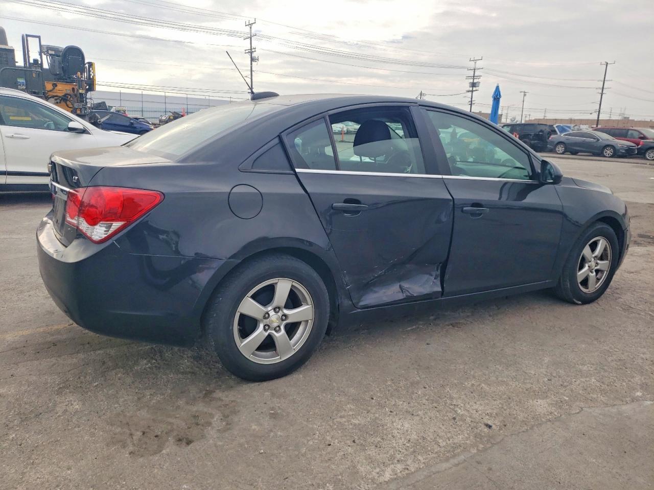 2015 Chevrolet Cruze Lt - Image 3