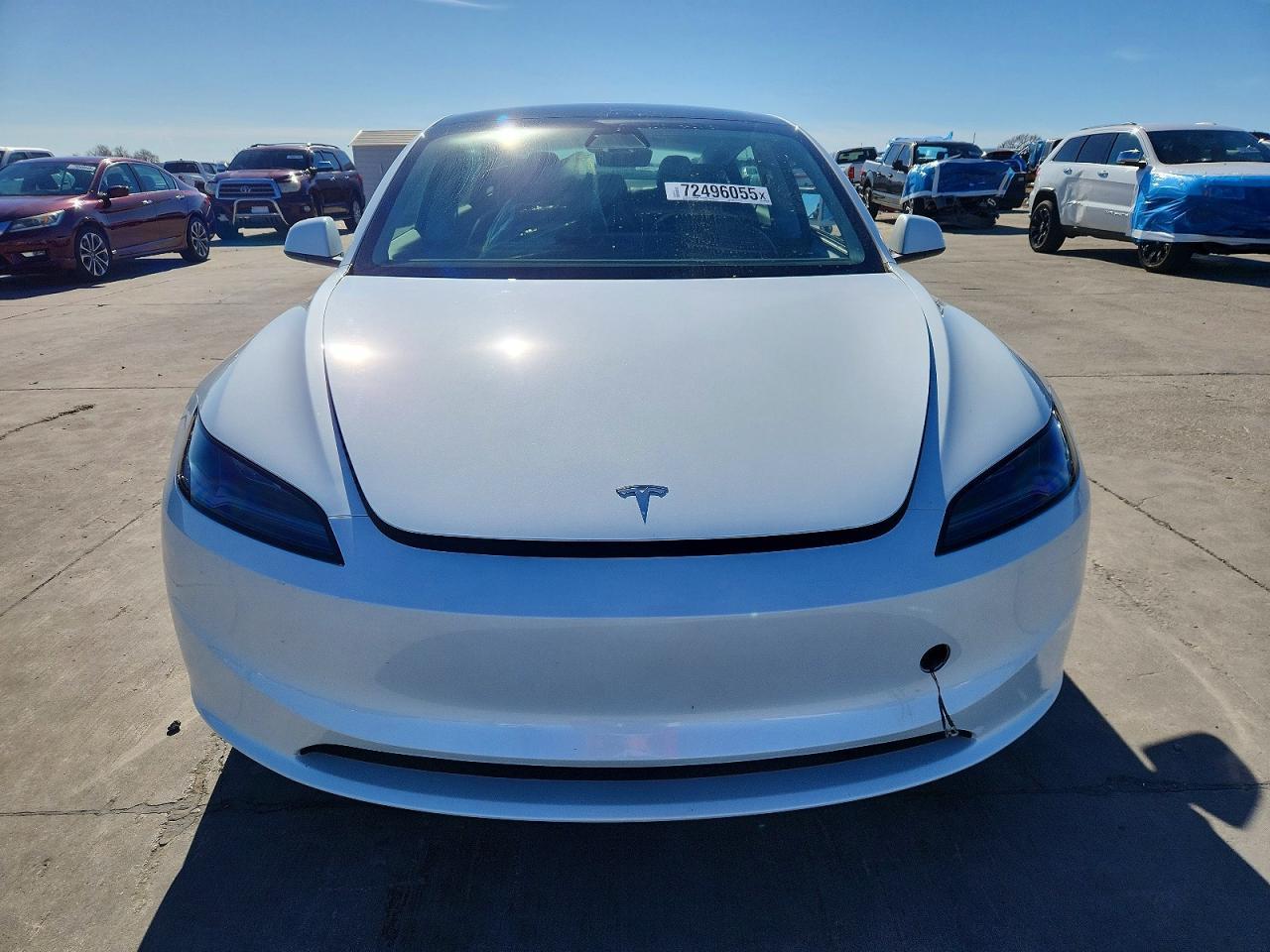 2025 Tesla Model 3 - Фото 5