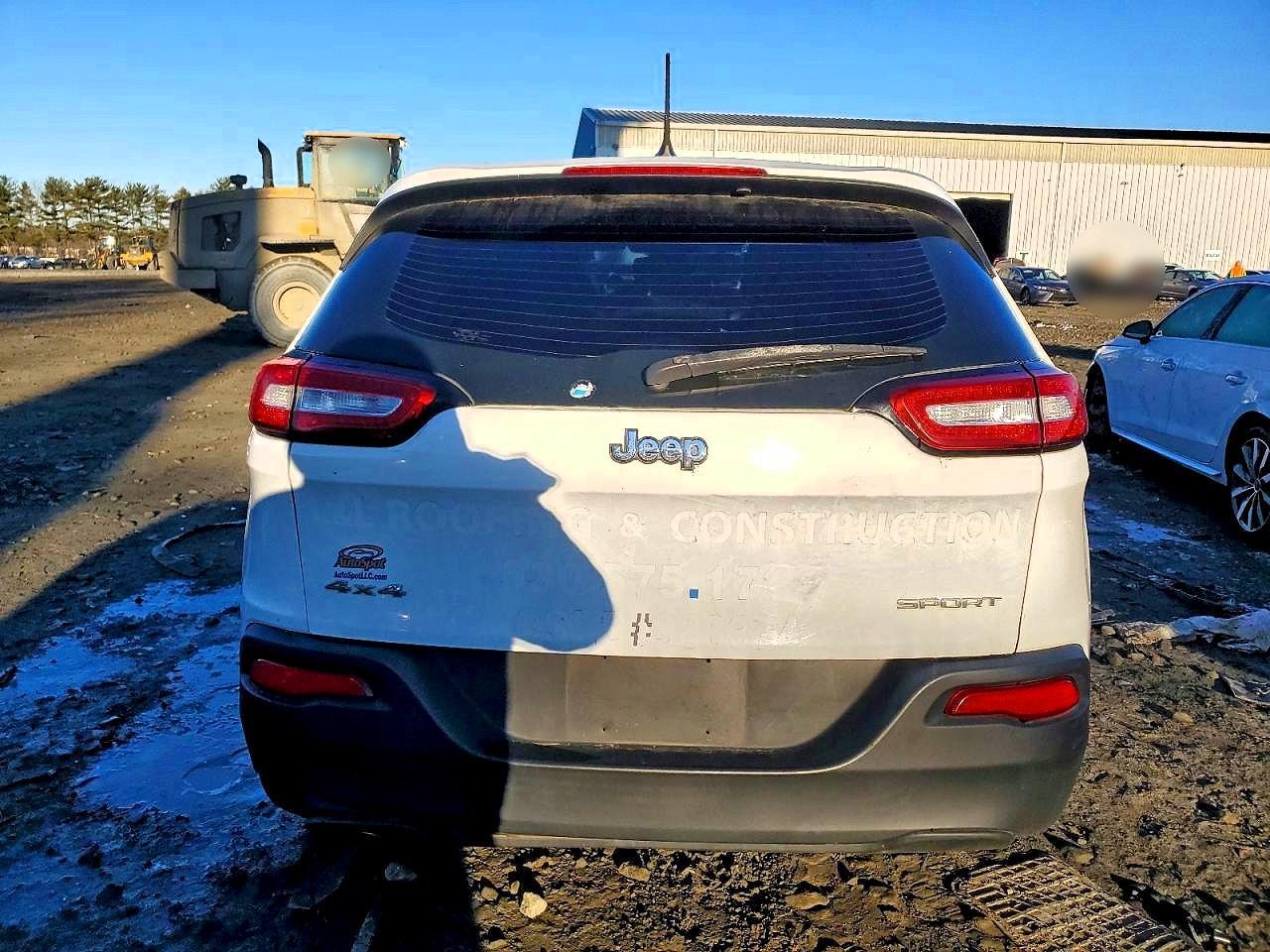 2015 Jeep Cherokee Sport - Фото 6