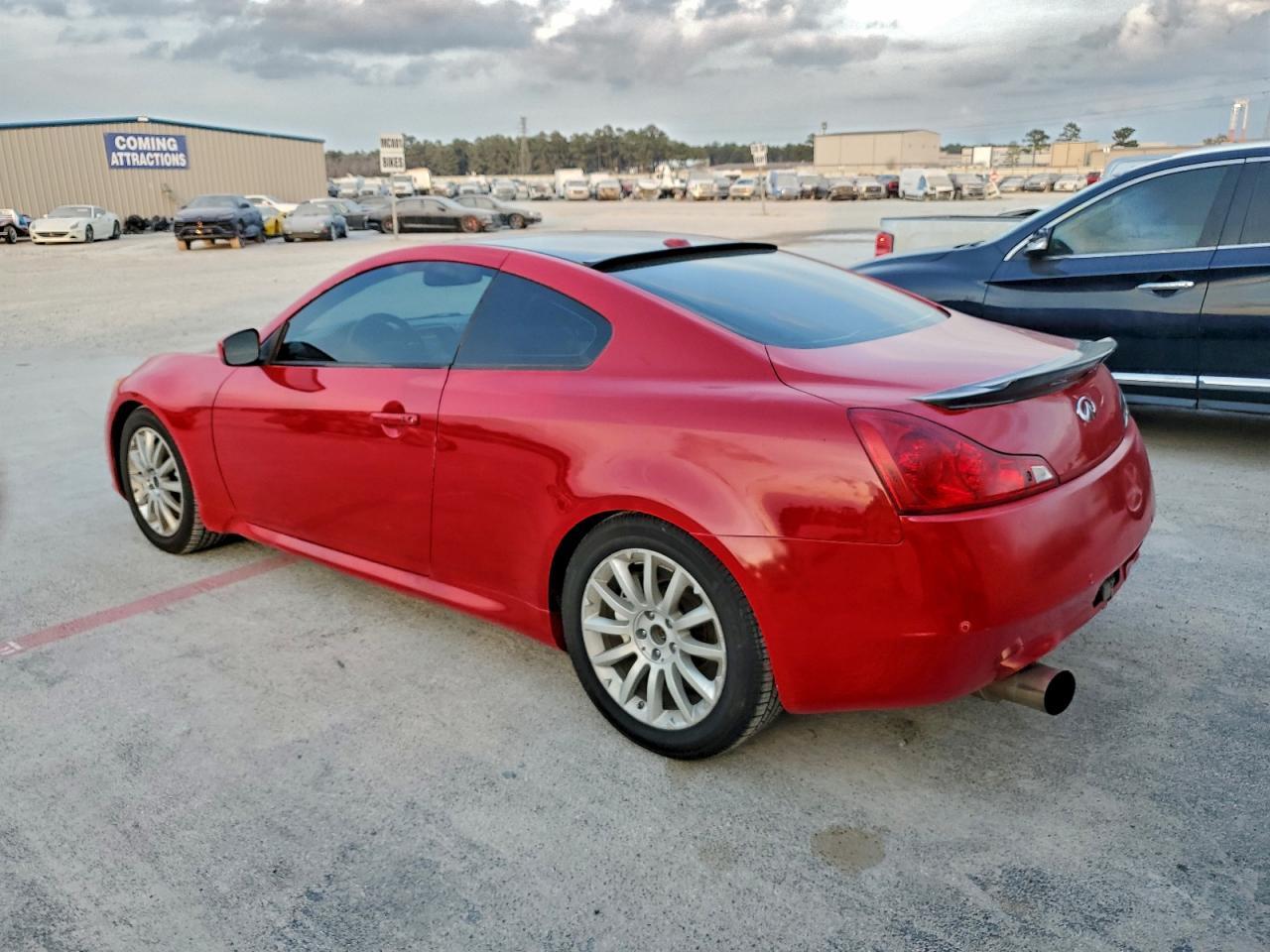 2012 Infiniti G37 Base - Image 2