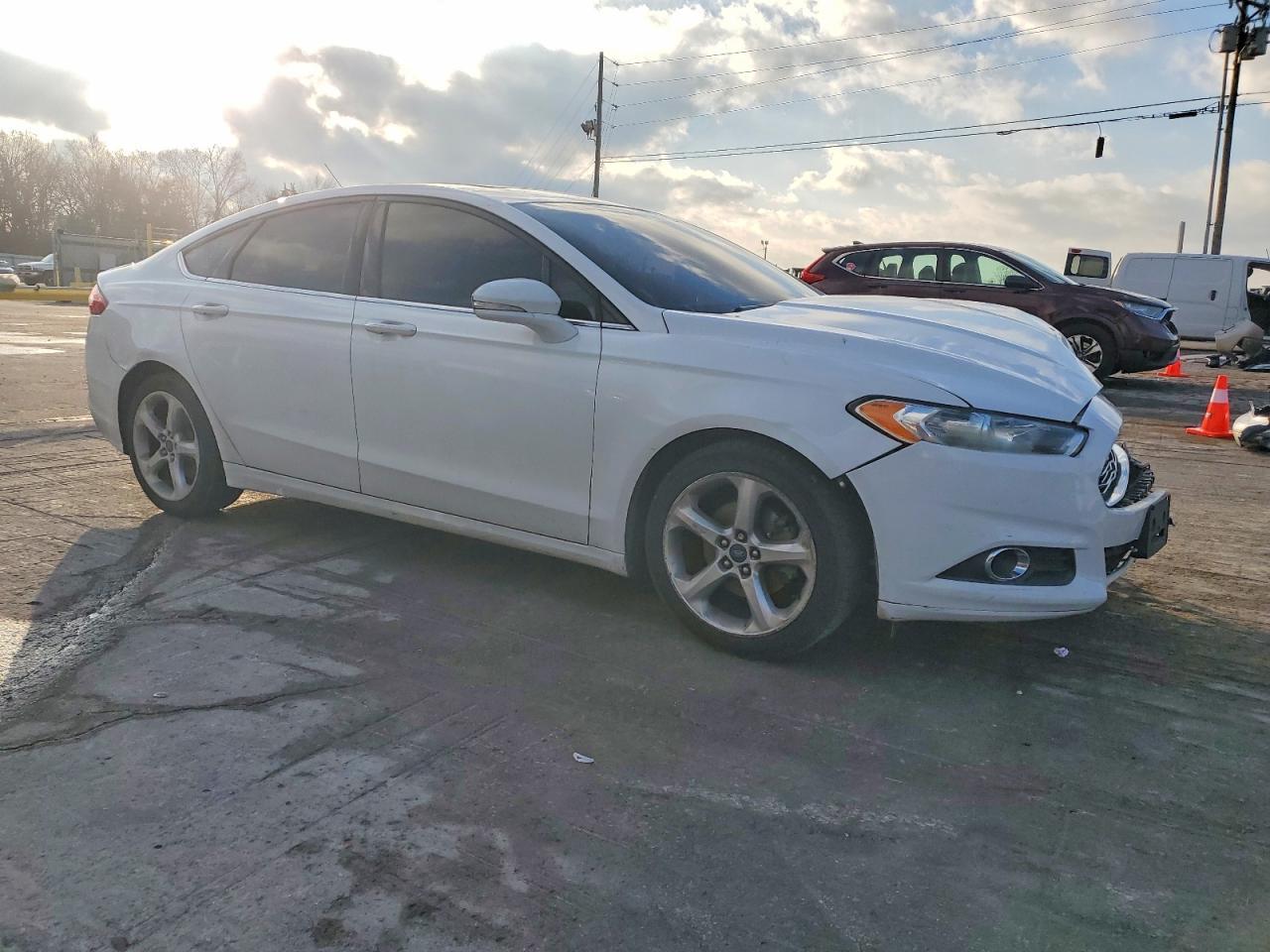 2016 Ford Fusion Se - Фото 4
