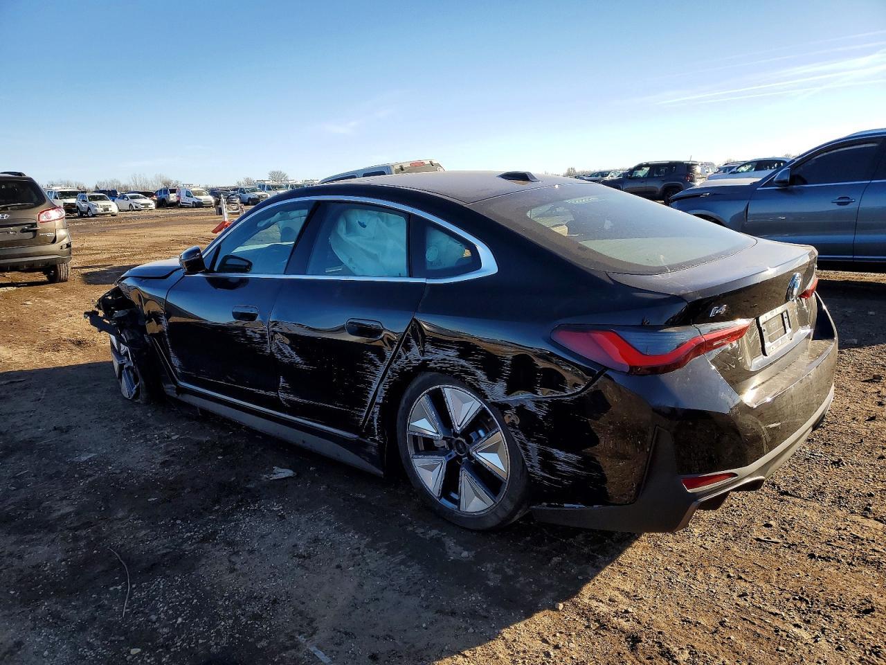 2025 BMW I4 xDrive 40 - Фото 2