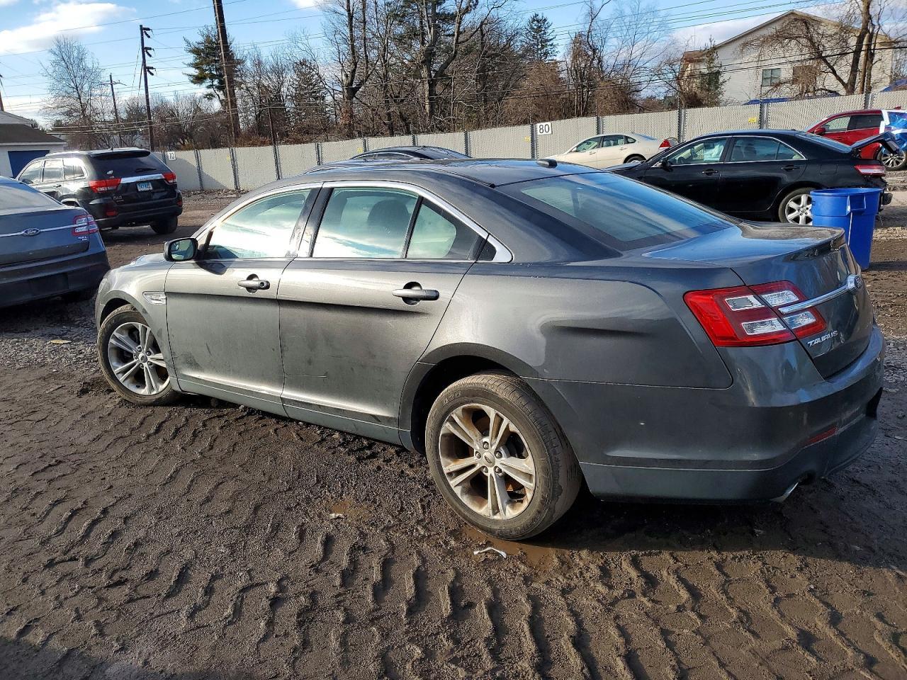 2018 Ford Taurus Sel - Фото 2