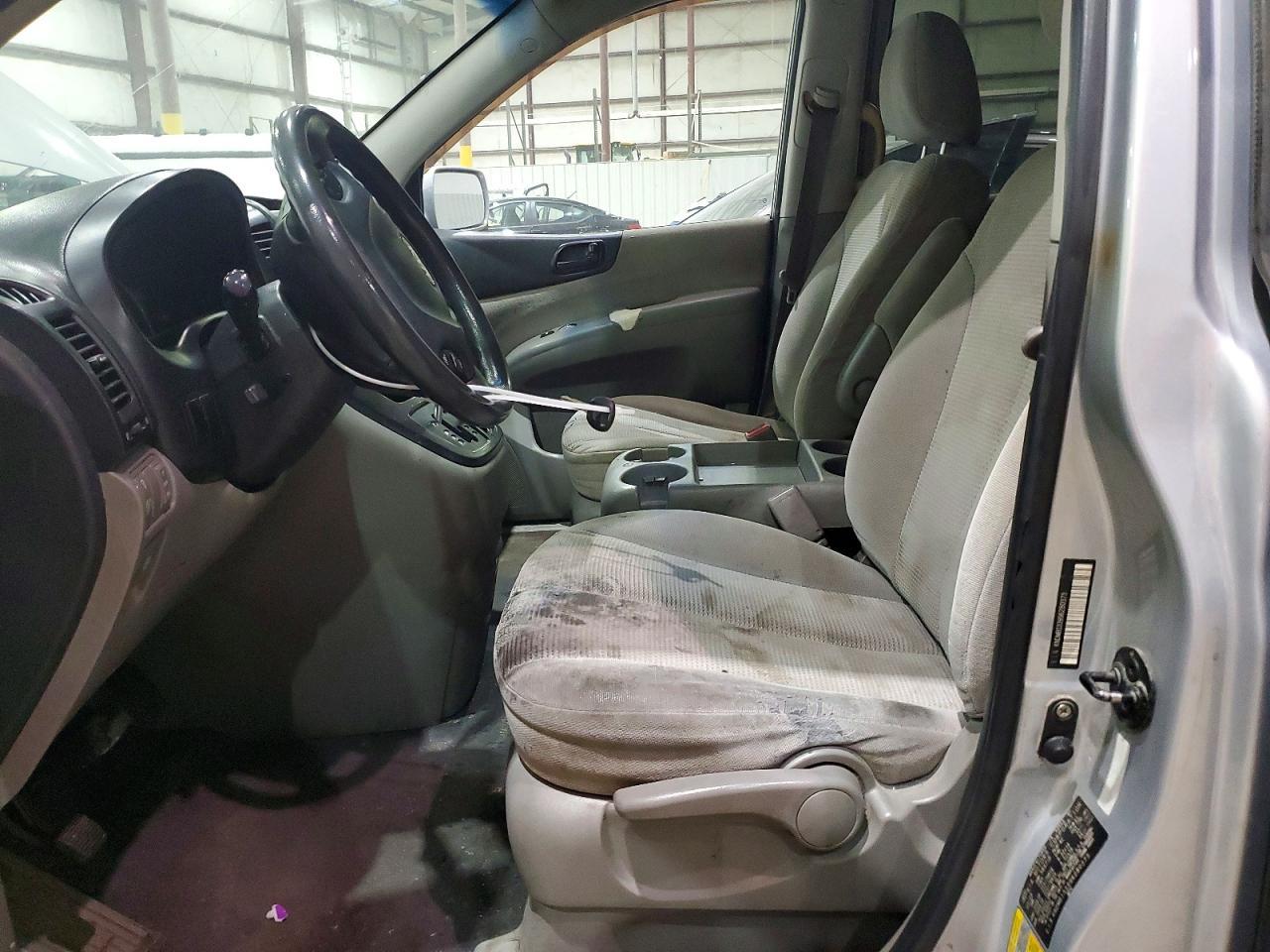 2009 Kia Sedona - Фото 7