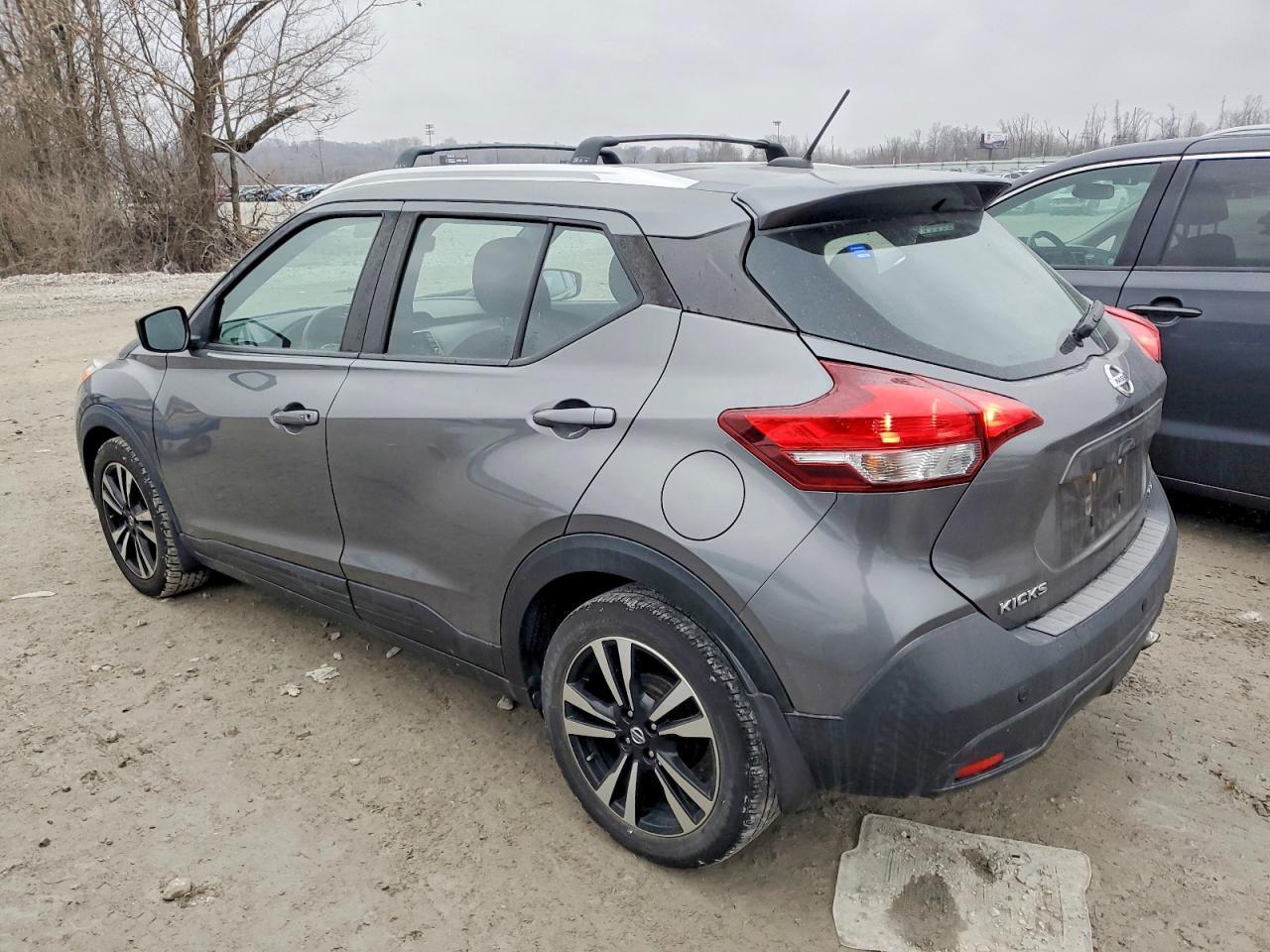 2019 Niss Kicks - Image 2