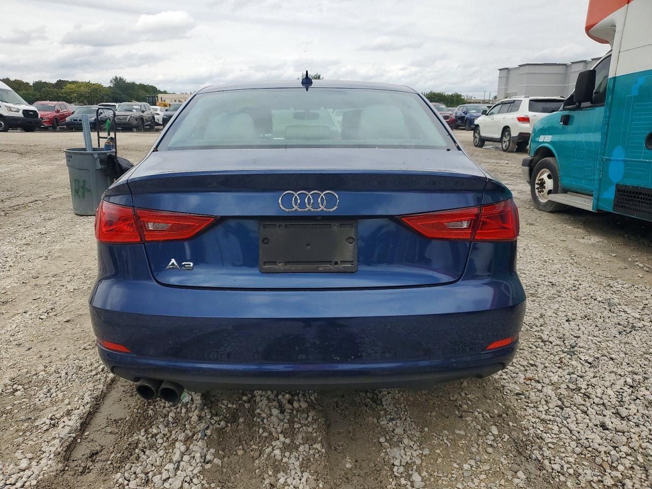 2016 Audi A3 Premium - Фото 6