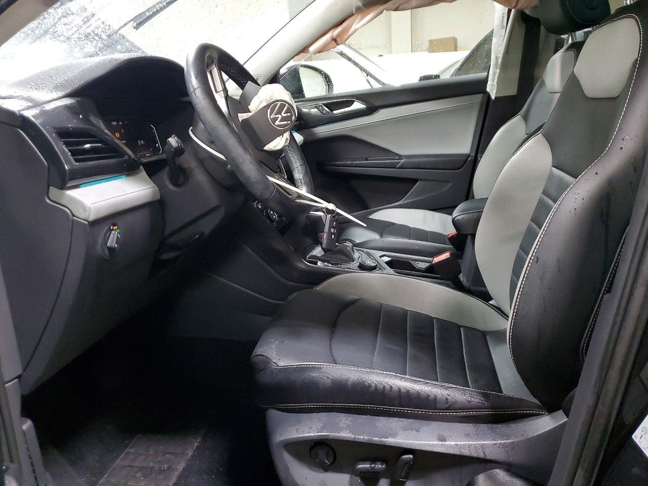 2022 Volkswagen Taos Sel - Image 7