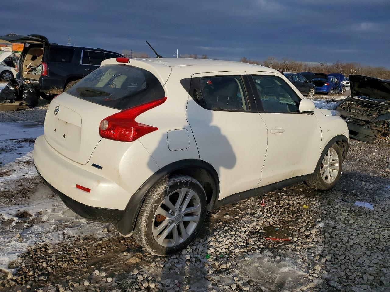 2014 Nissan Juke S - Image 3