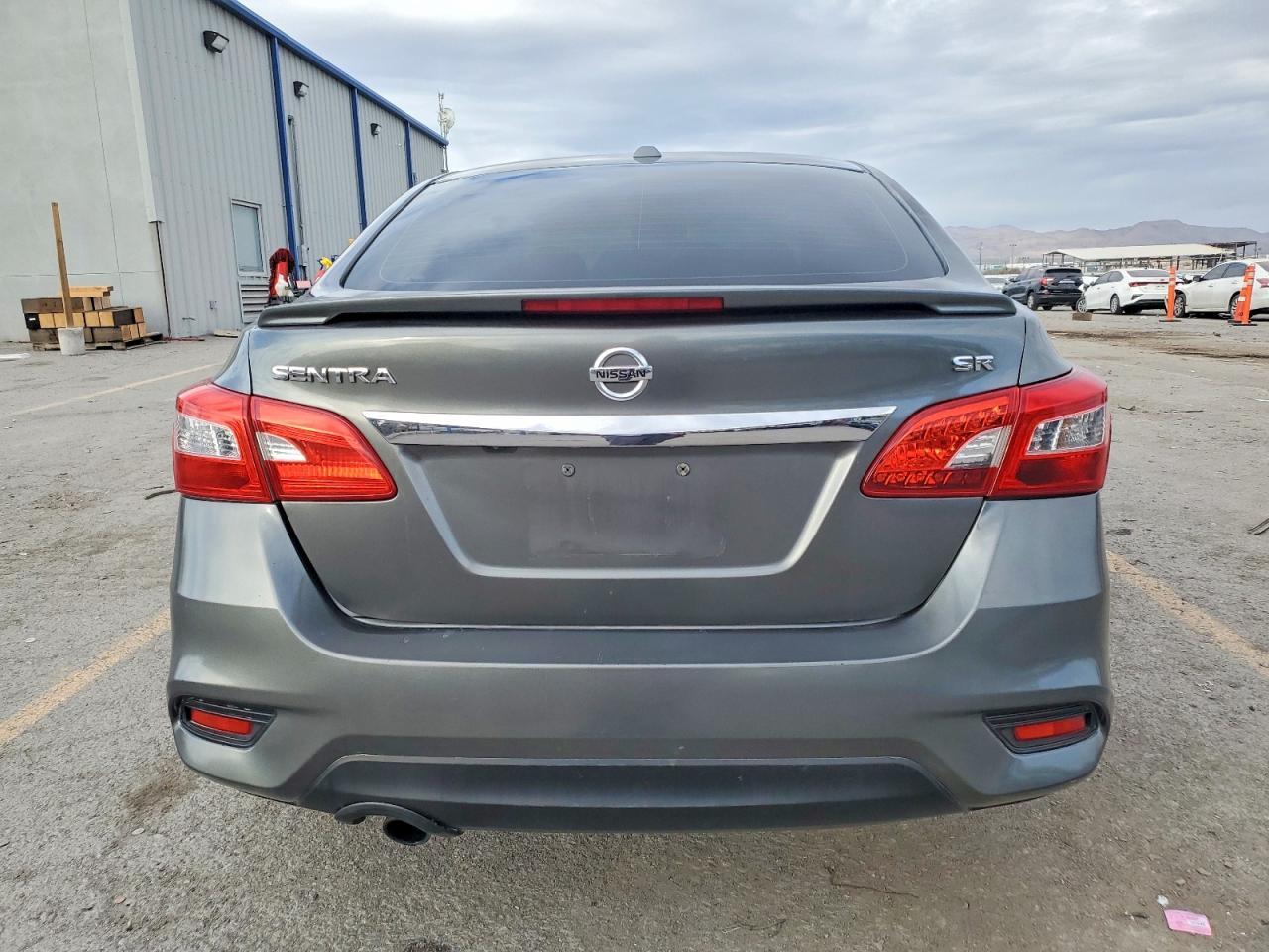 2016 Nissan Sentra Sr - Image 6