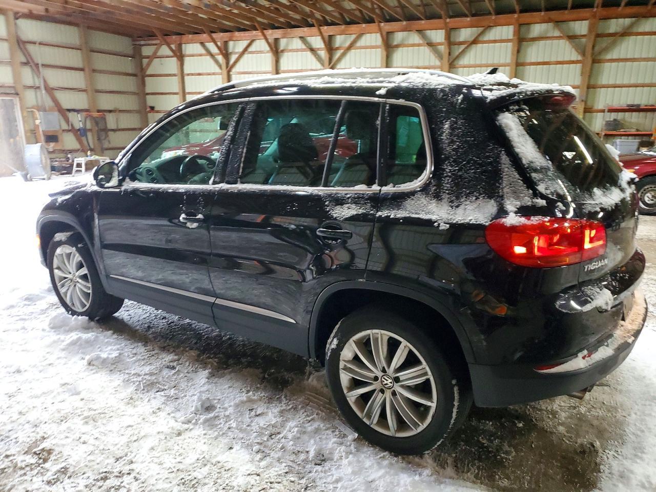 2015 Volkswagen Tiguan S - Image 2